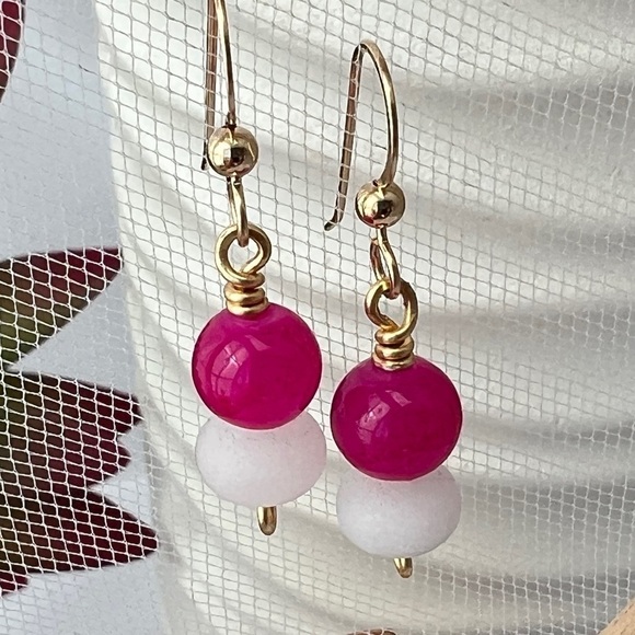 Bright Pink White & Gold Beaded Earrings - Picture 4 of 12